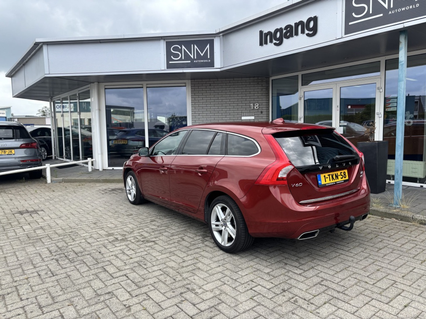 Foto van Volvo V60 Plug In Hybrid