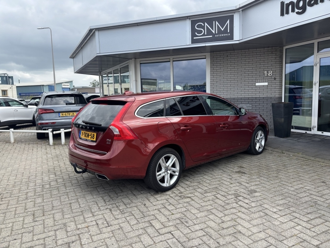 Foto van Volvo V60 Plug In Hybrid
