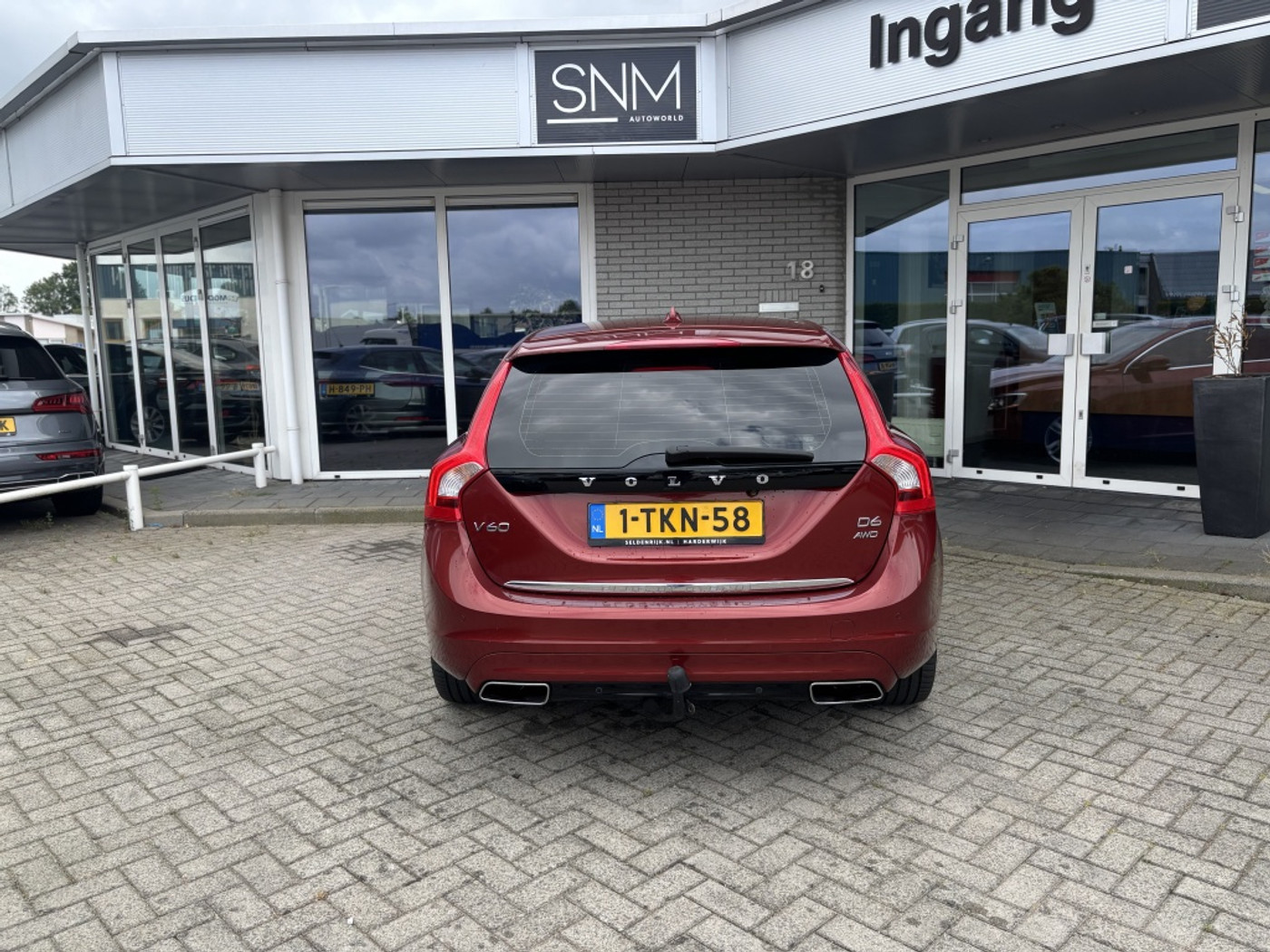 Foto van Volvo V60 Plug In Hybrid