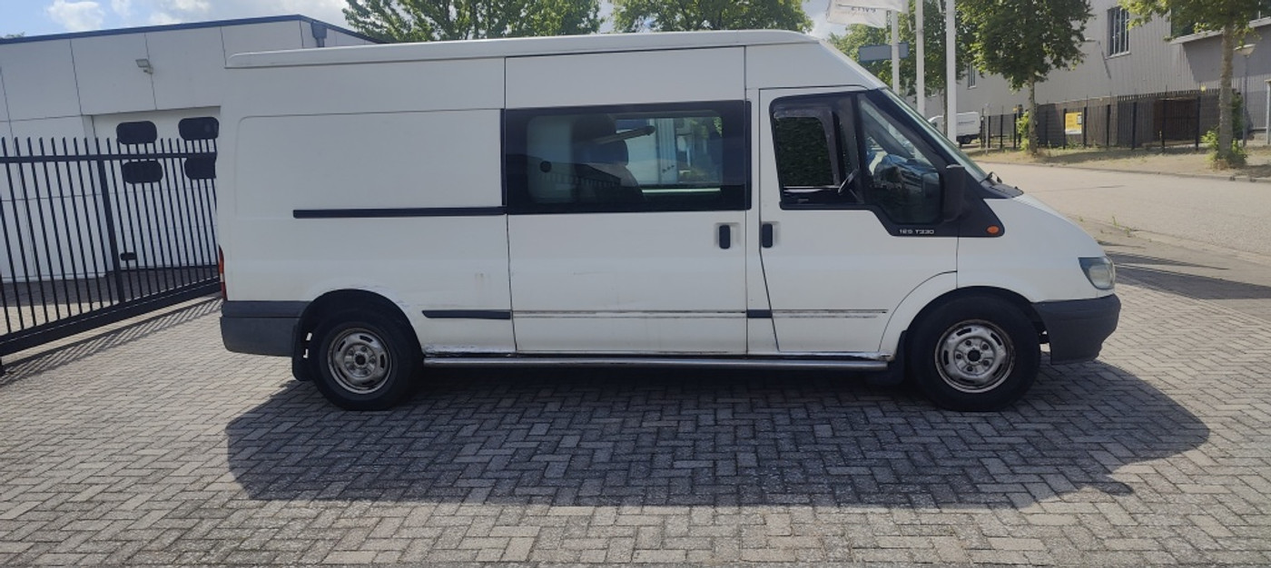 Foto van Ford Transit 330l FD DC 125 MR 4.54