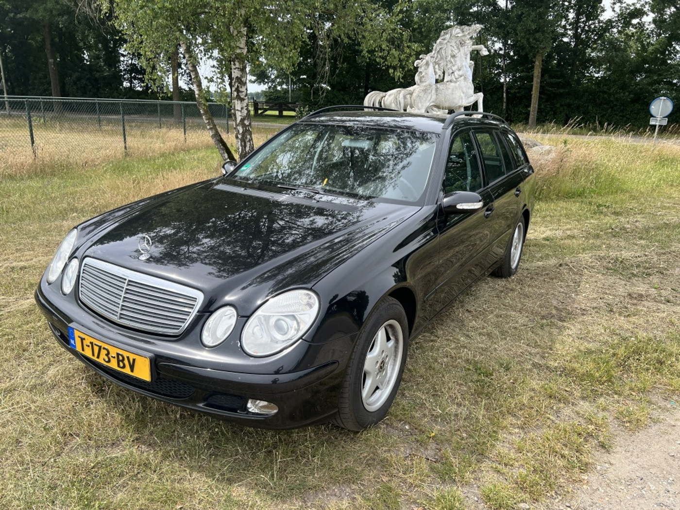 Mercedes-Benz E 240 240 Avantgarde 2004 - voorkant