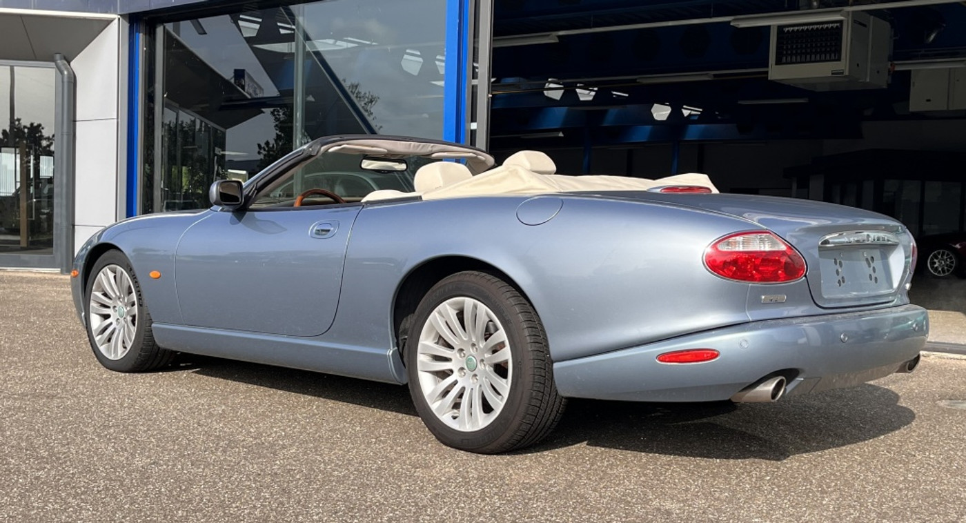 Foto van Jaguar Xk8