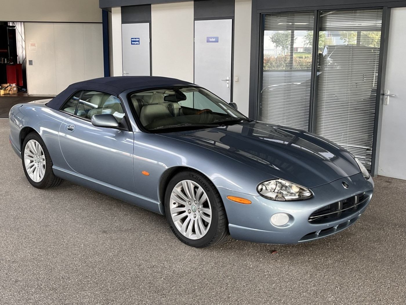 Foto van Jaguar Xk8