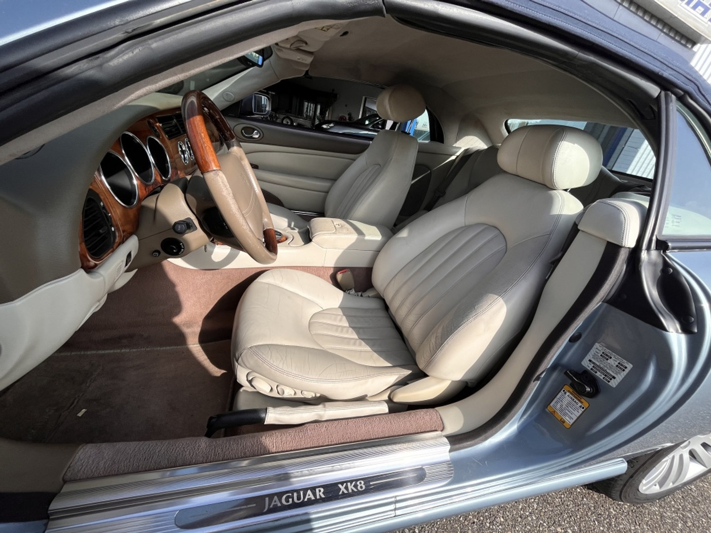 Foto van Jaguar Xk8