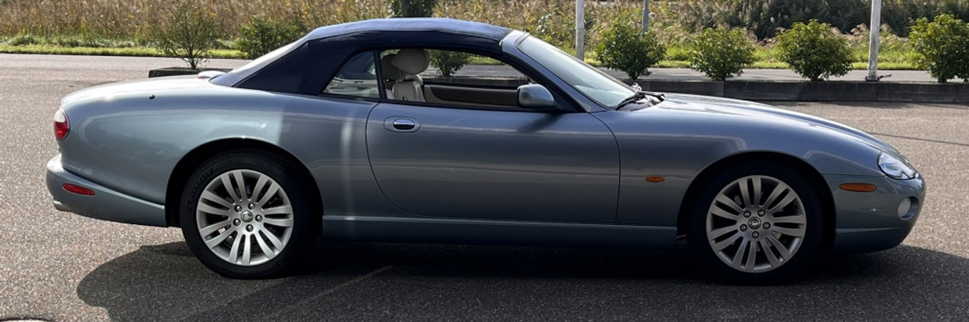 Foto van Jaguar Xk8