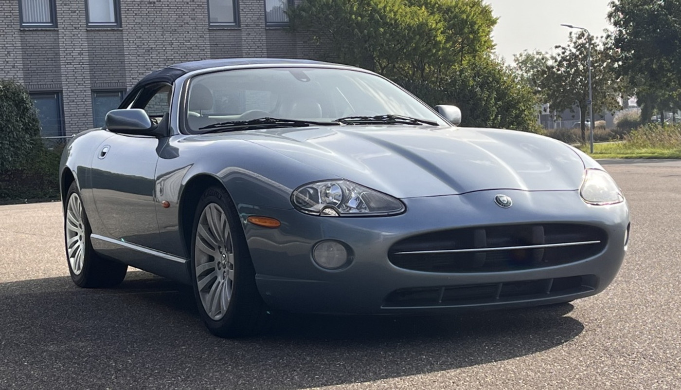 Foto van Jaguar Xk8
