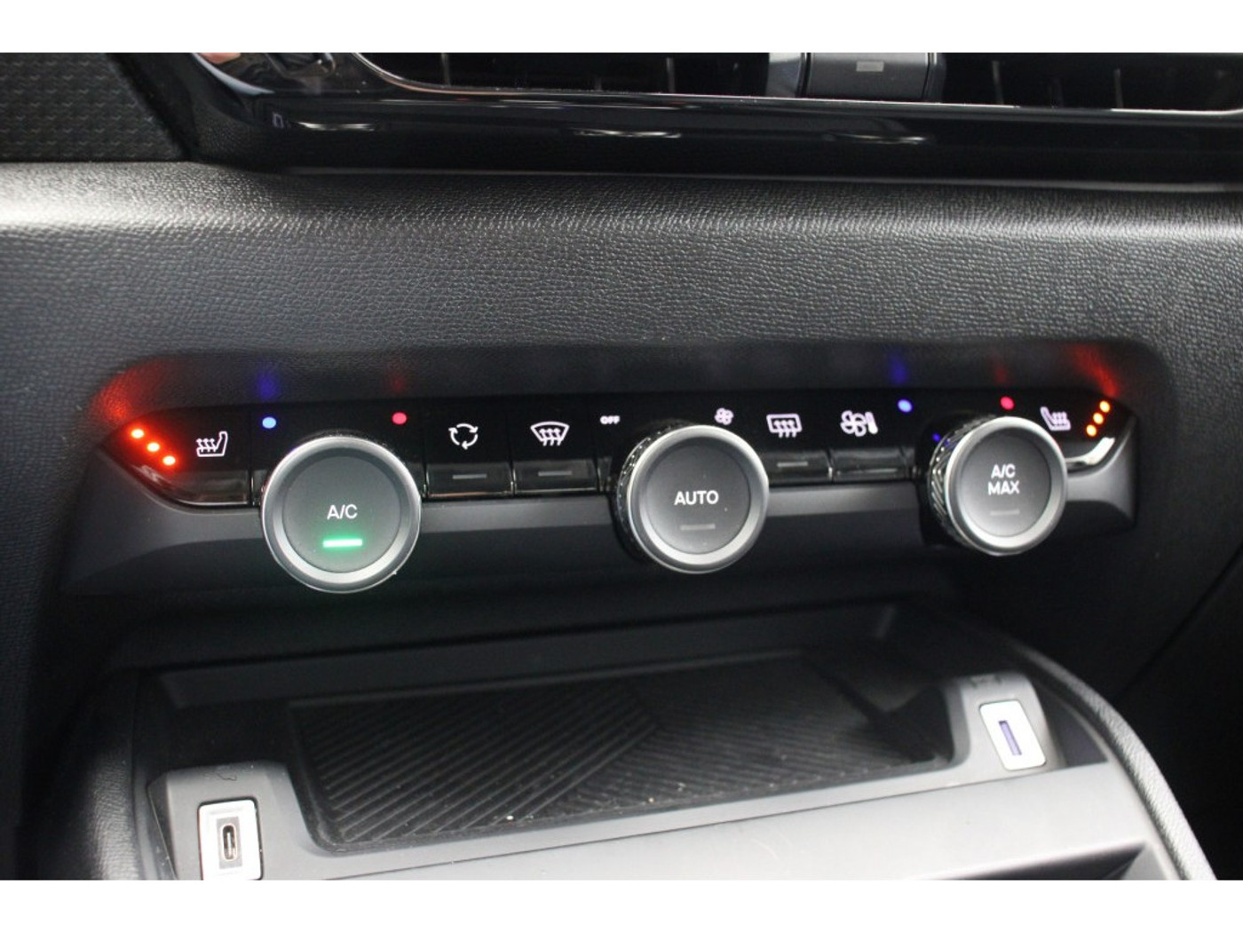 Foto van Citroen E-c4