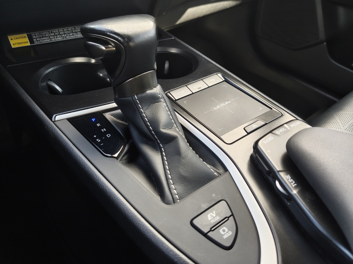 Foto van Lexus Lexus Ux250h