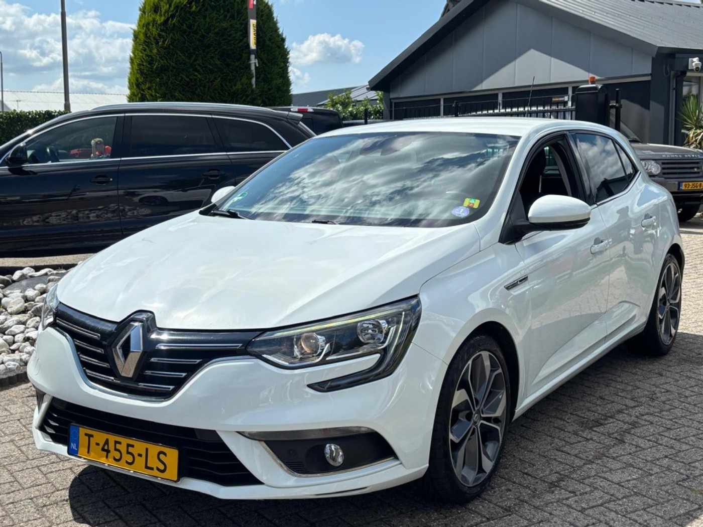 Renault Megane 1.2 Benzine Bose 2016 5-Deurs Nieuw Model Wit 2016 - voorkant
