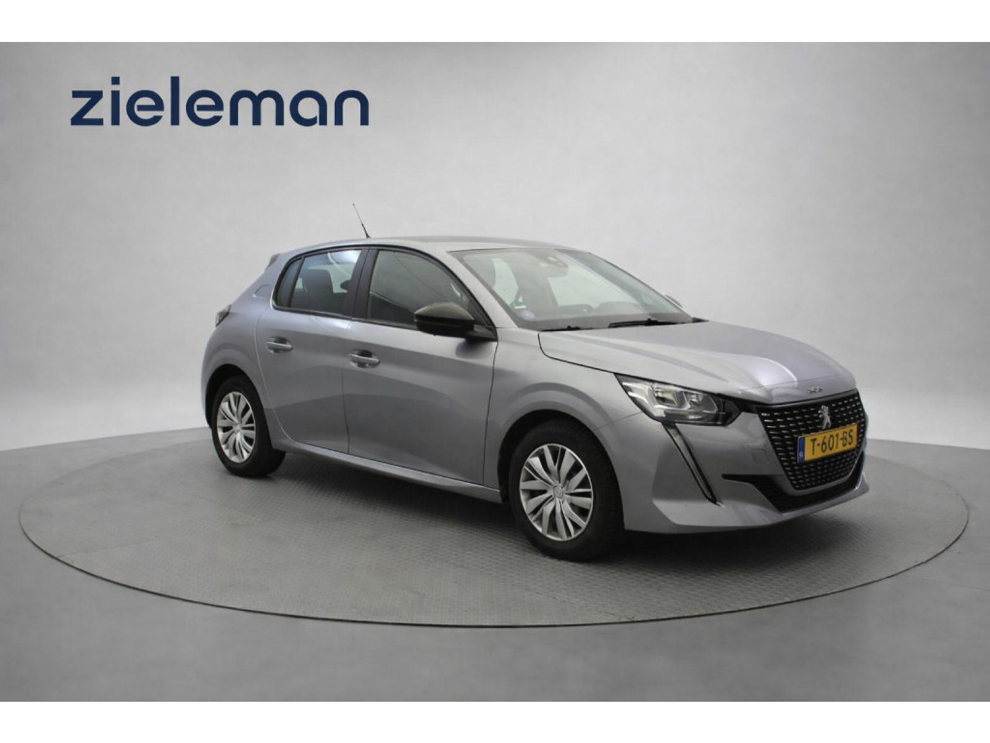 Peugeot 208 1.2 PureTech Active 2023 - voorkant