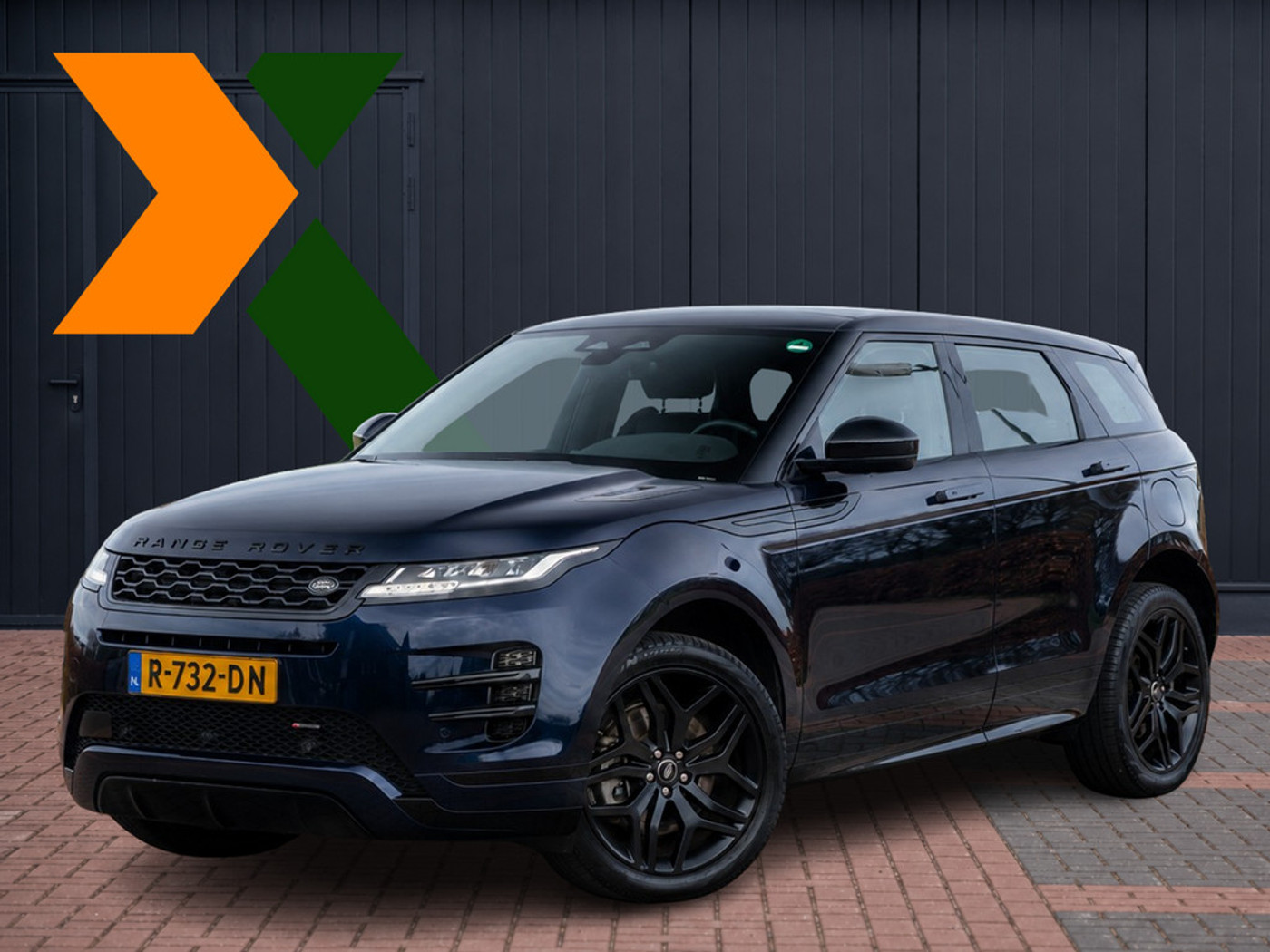 Land Rover Range Rover Evoque 1.5 P300e AWD R-Dynamic SE | Panodak | Adap Cruise | Stuurverw | 2022 - voorkant