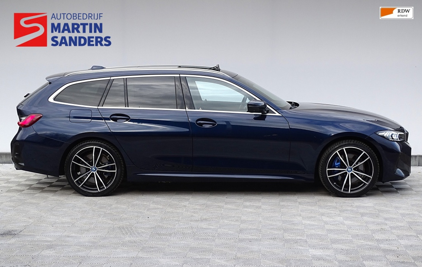 Foto van BMW 330e