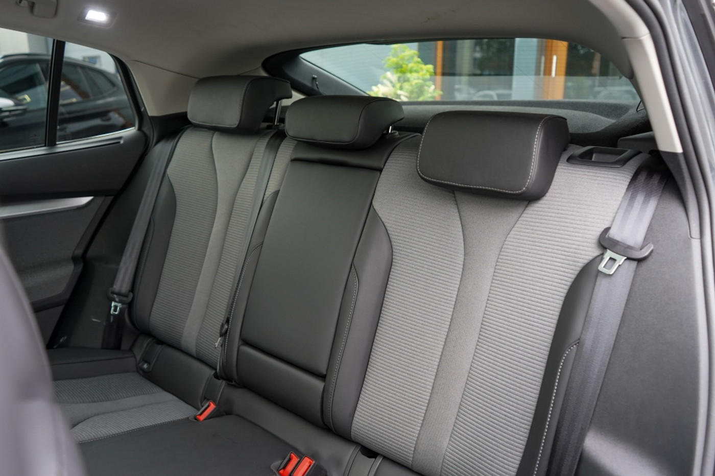 Foto van Skoda Enyaq 80