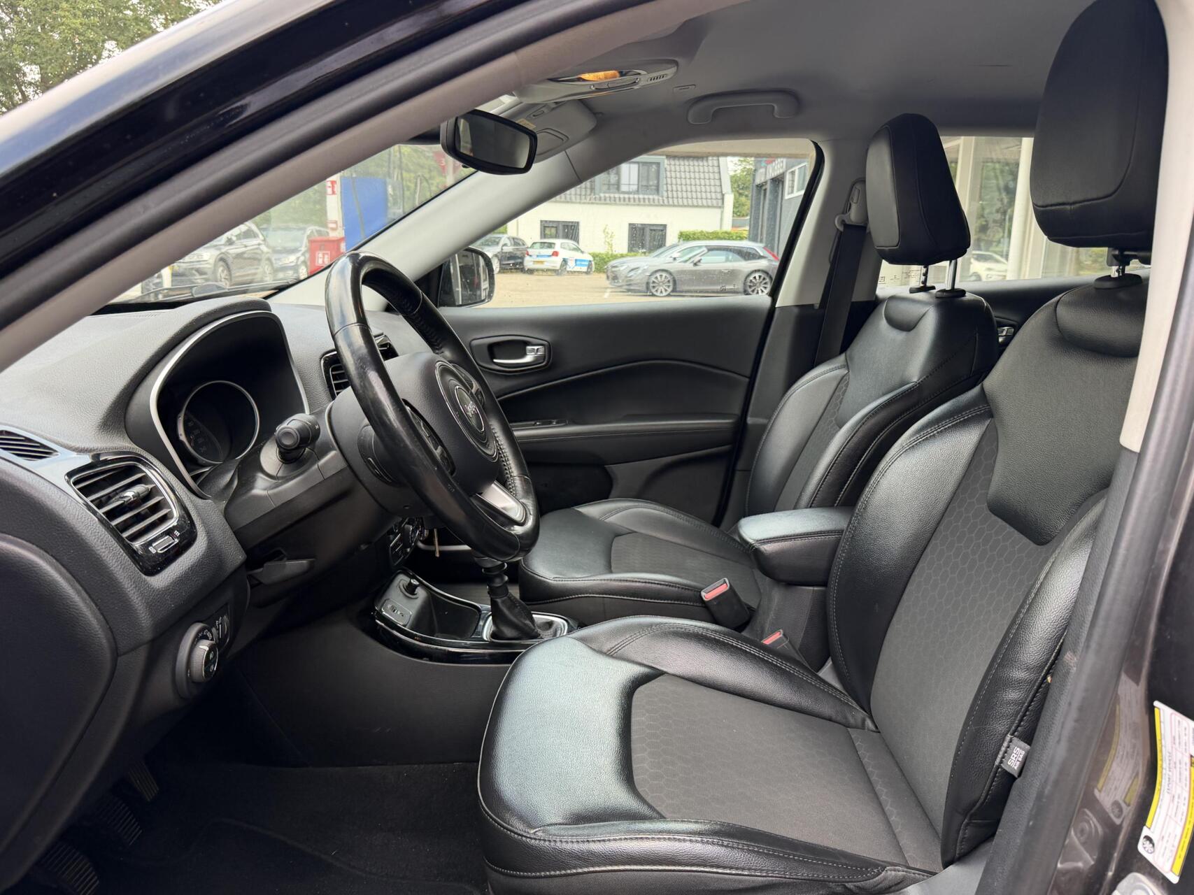 Foto van Jeep Compass