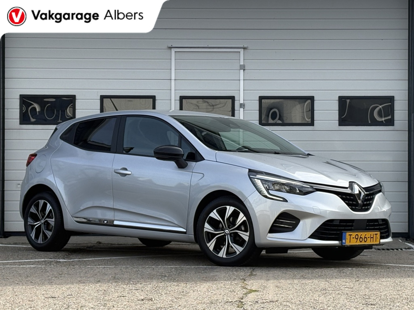 Renault Clio 1.0 TCe 90 Evolution Navi | Airco | Pdc | Apple Carplay 2023 - voorkant