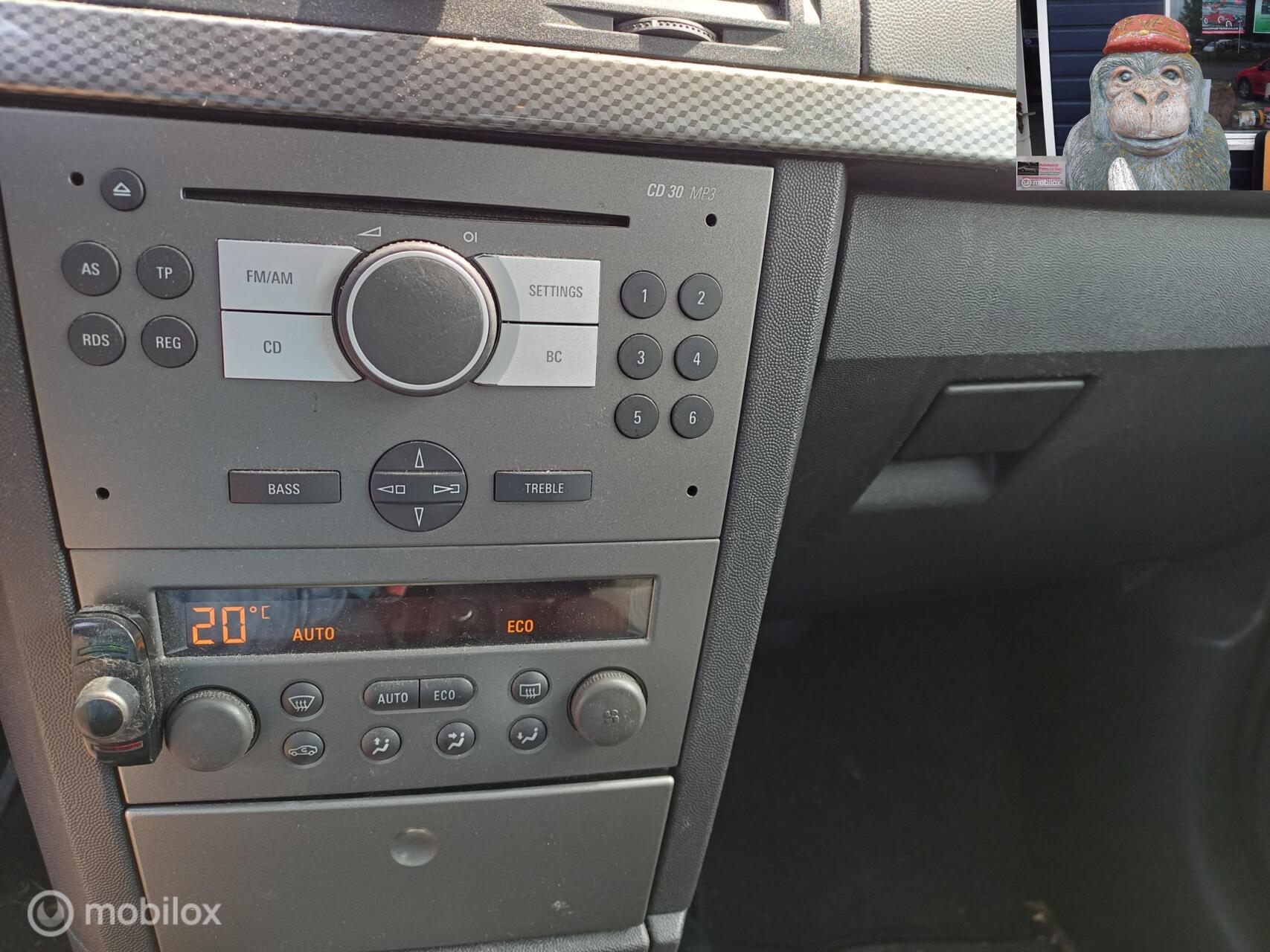 Foto van Daihatsu Sirion