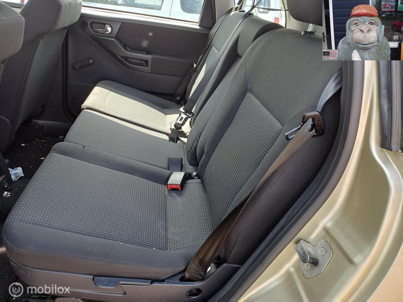 Foto van Daihatsu Sirion