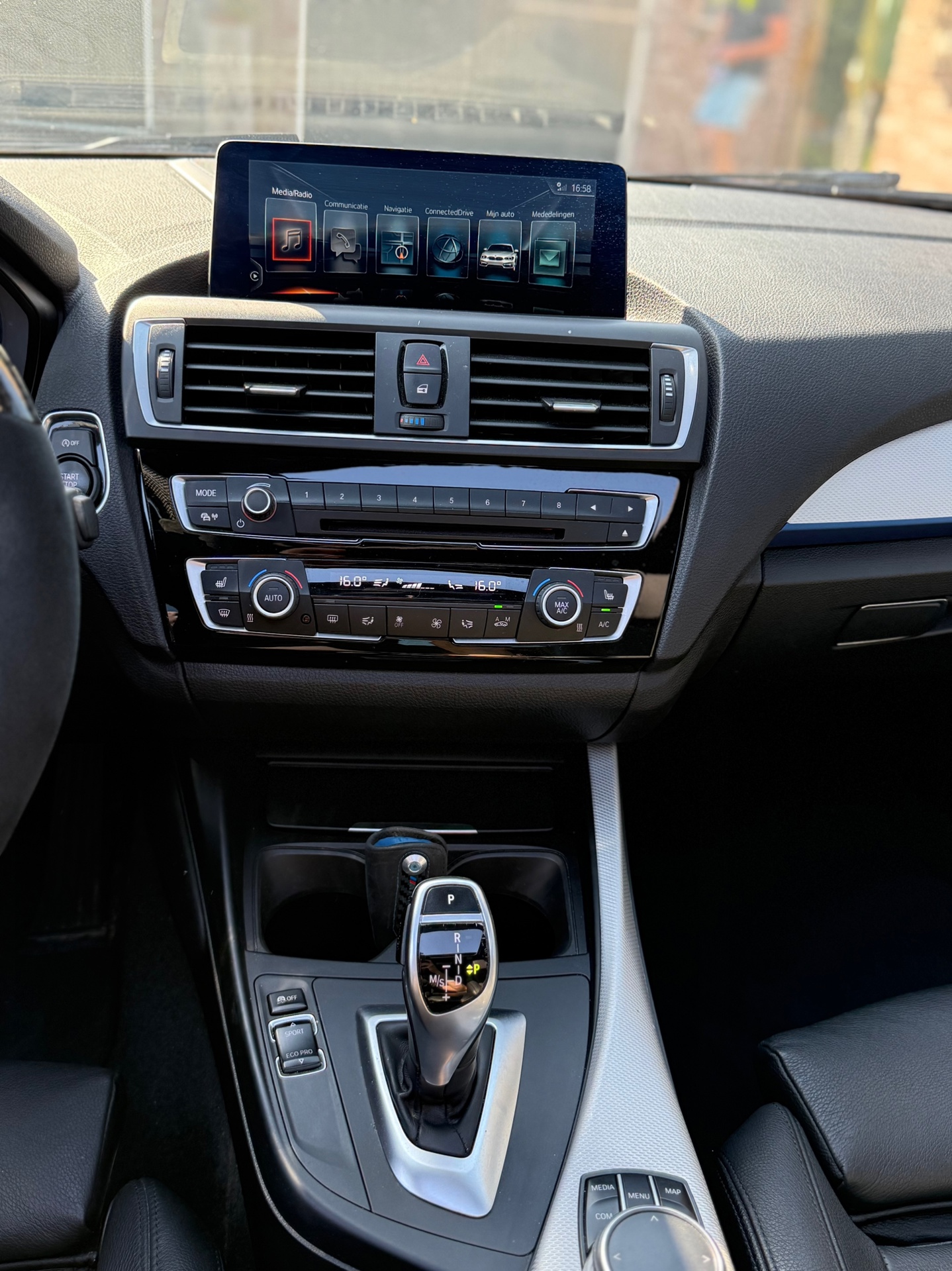 Foto van BMW M140i xDrive