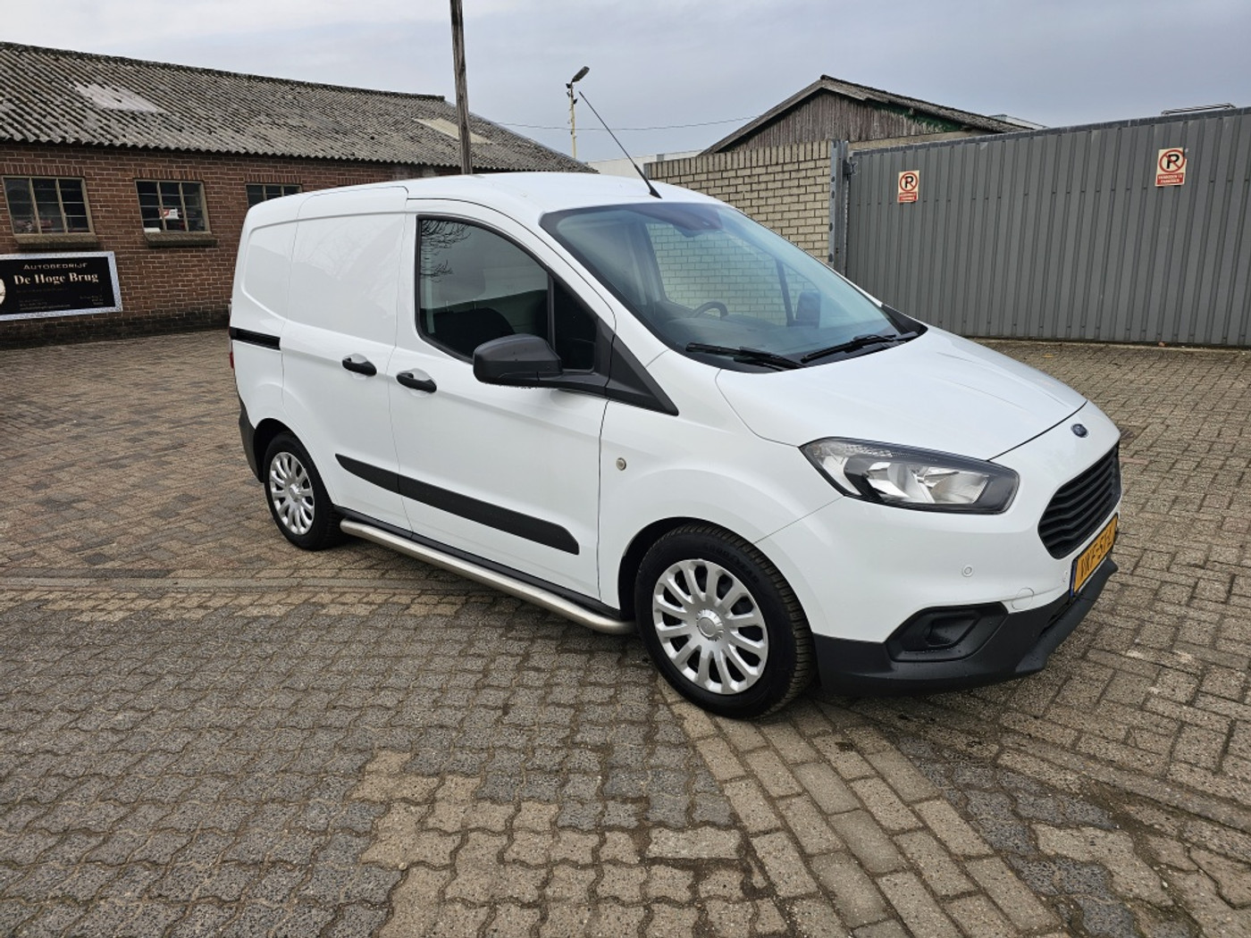 Foto van Ford Transit Courier