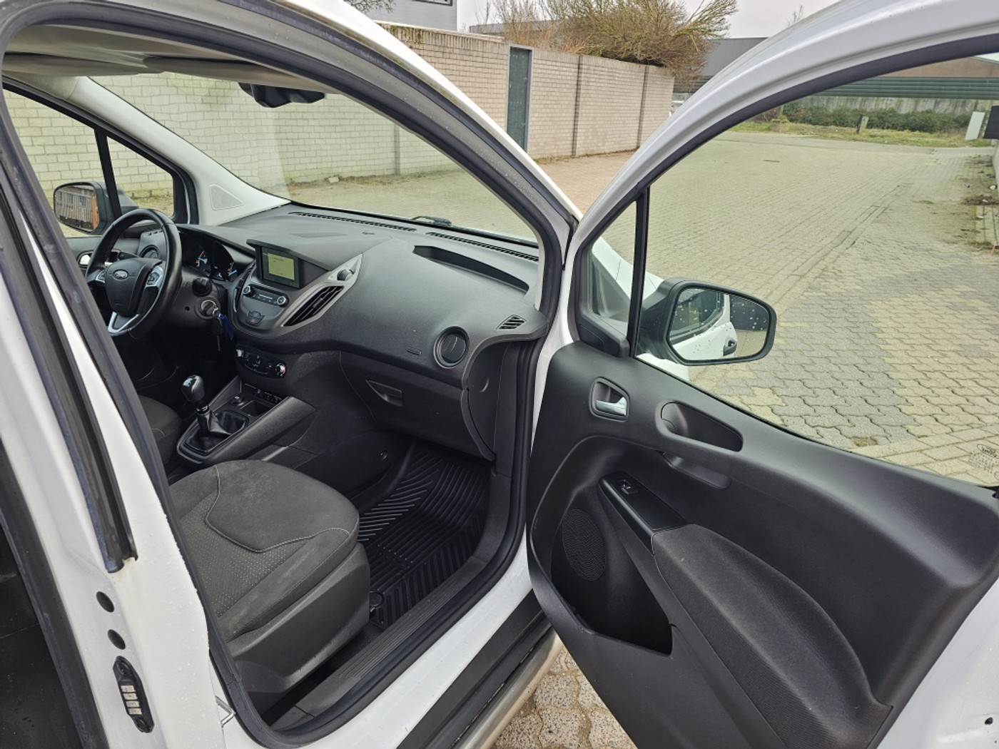 Foto van Ford Transit Courier