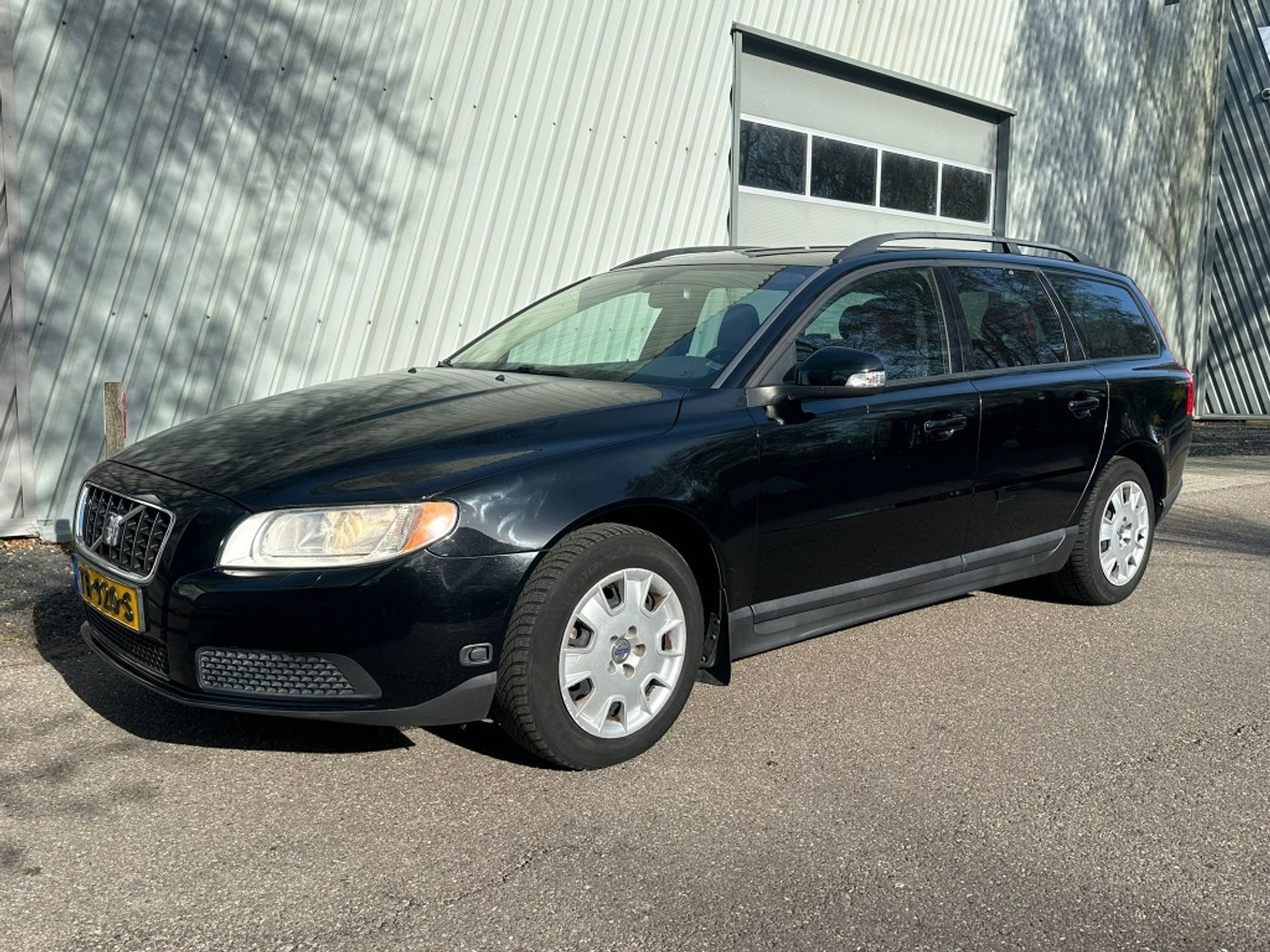 Volvo V70 2.0F | Youngtimer | BTW Auto | 2009 - voorkant