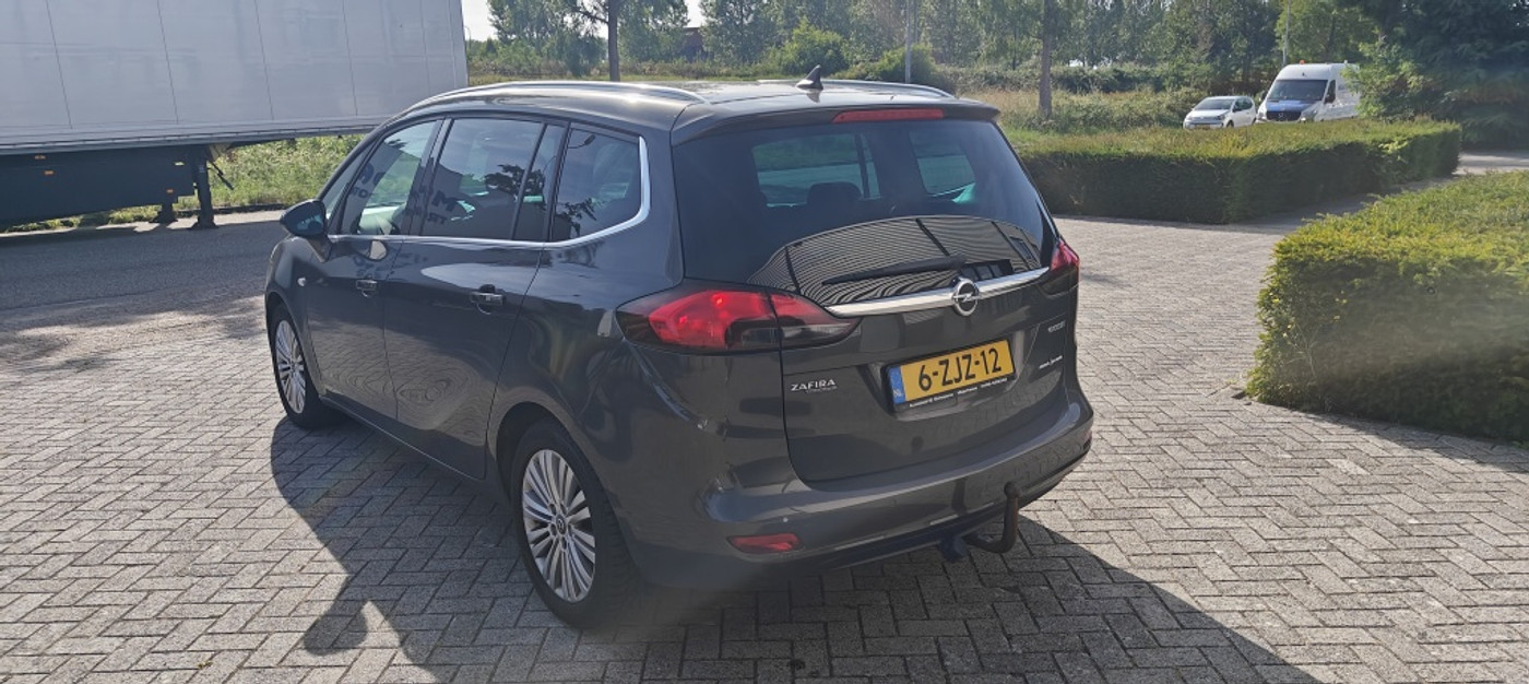 Foto van Opel Zafira Tourer