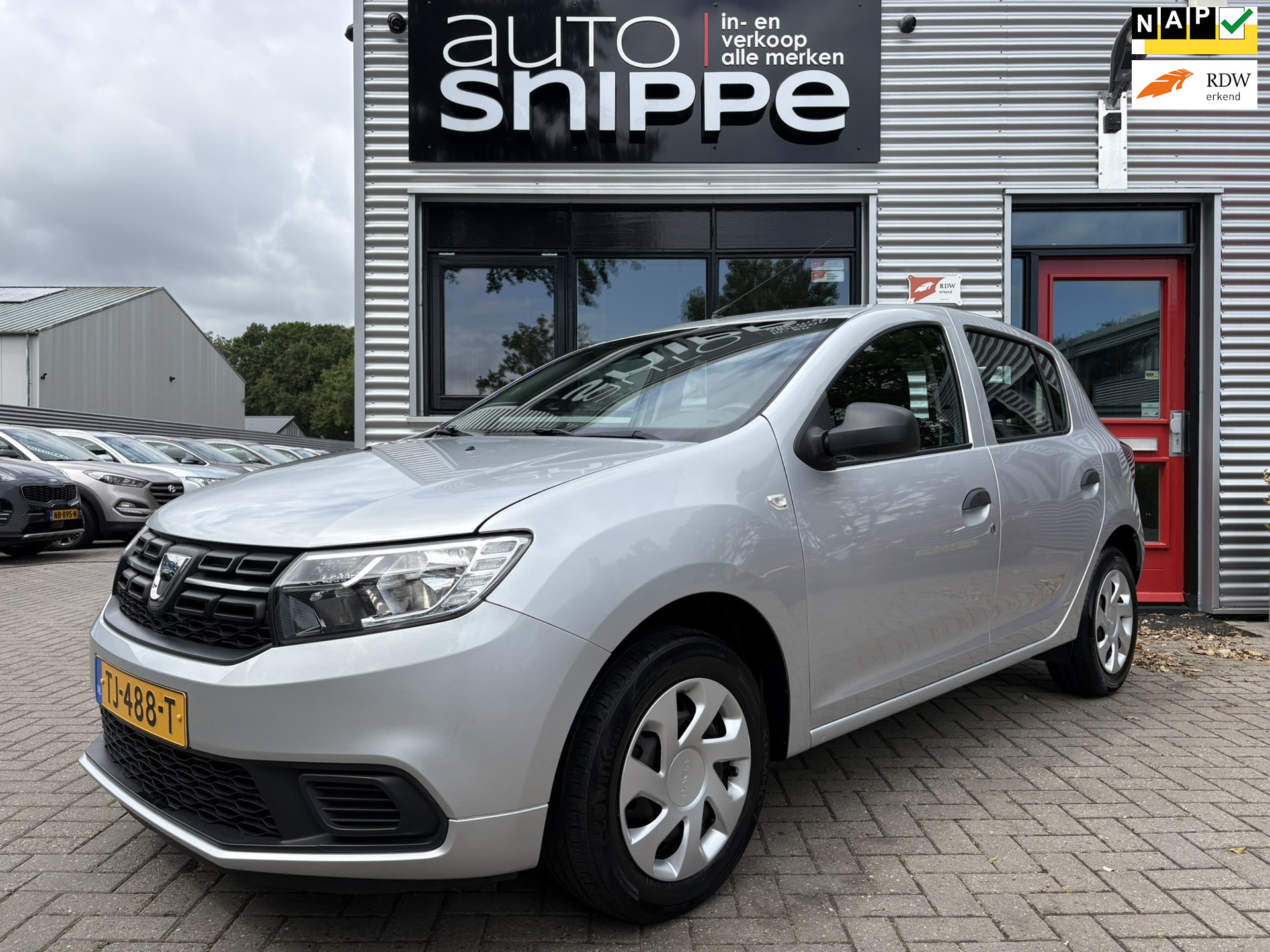 Dacia Sandero 0.9 TCe Ambiance -5DRS.-AIRCO-ISOFIX-BLUETOOTH-RADIO/USB/AUX-ELEK. RAMEN VOOR-ORIGINEEL NEDERLANDS!-DEALER OH! 2018 - voorkant