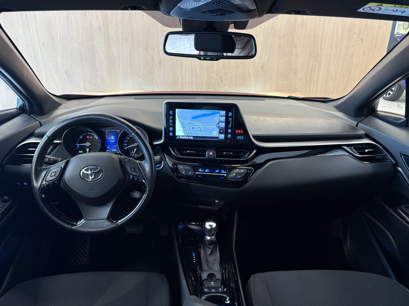 Foto van Toyota Toyota C-hr