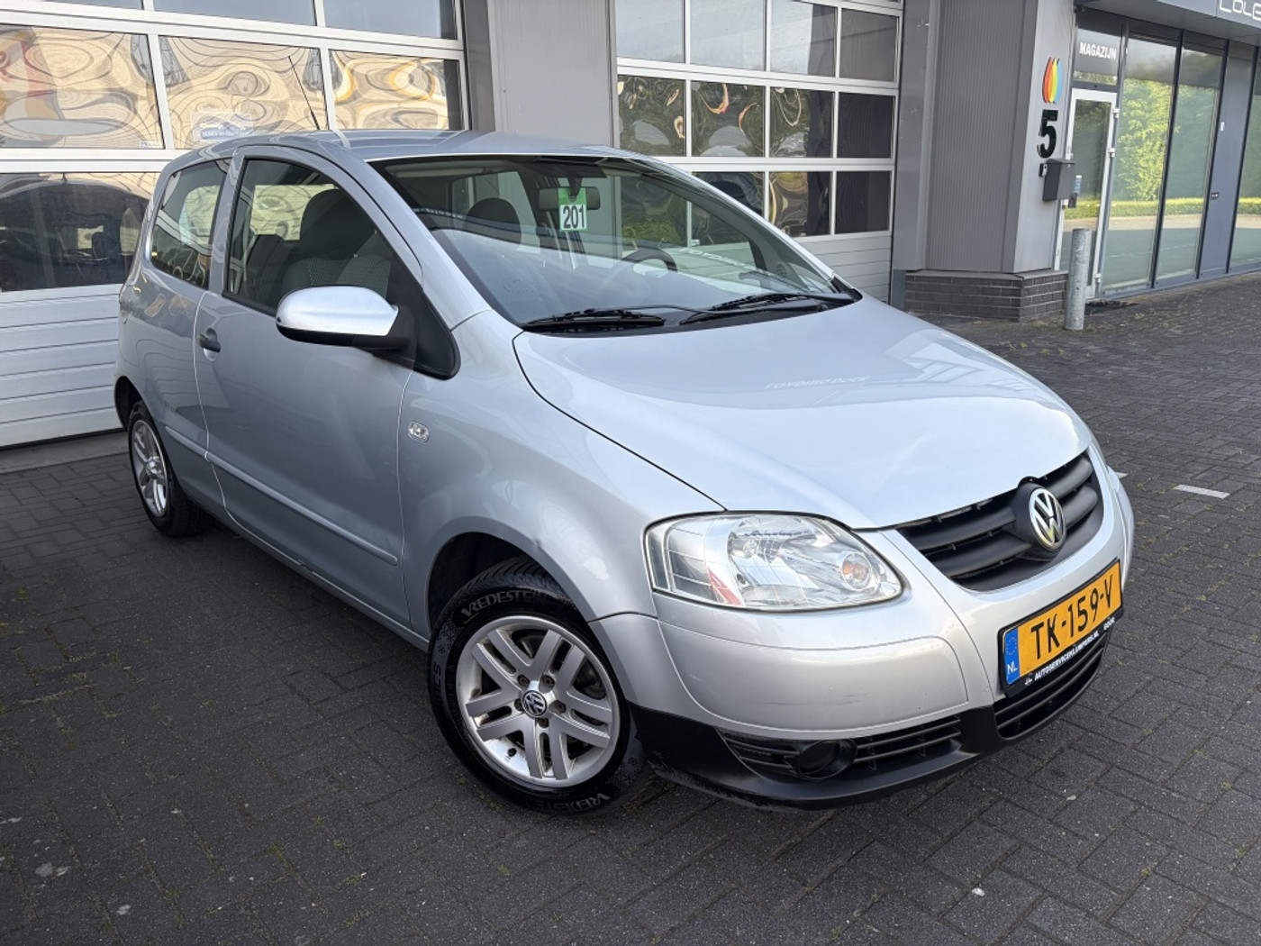 Volkswagen Fox 1.4 Trendline / AIRCO ! 2009 - voorkant