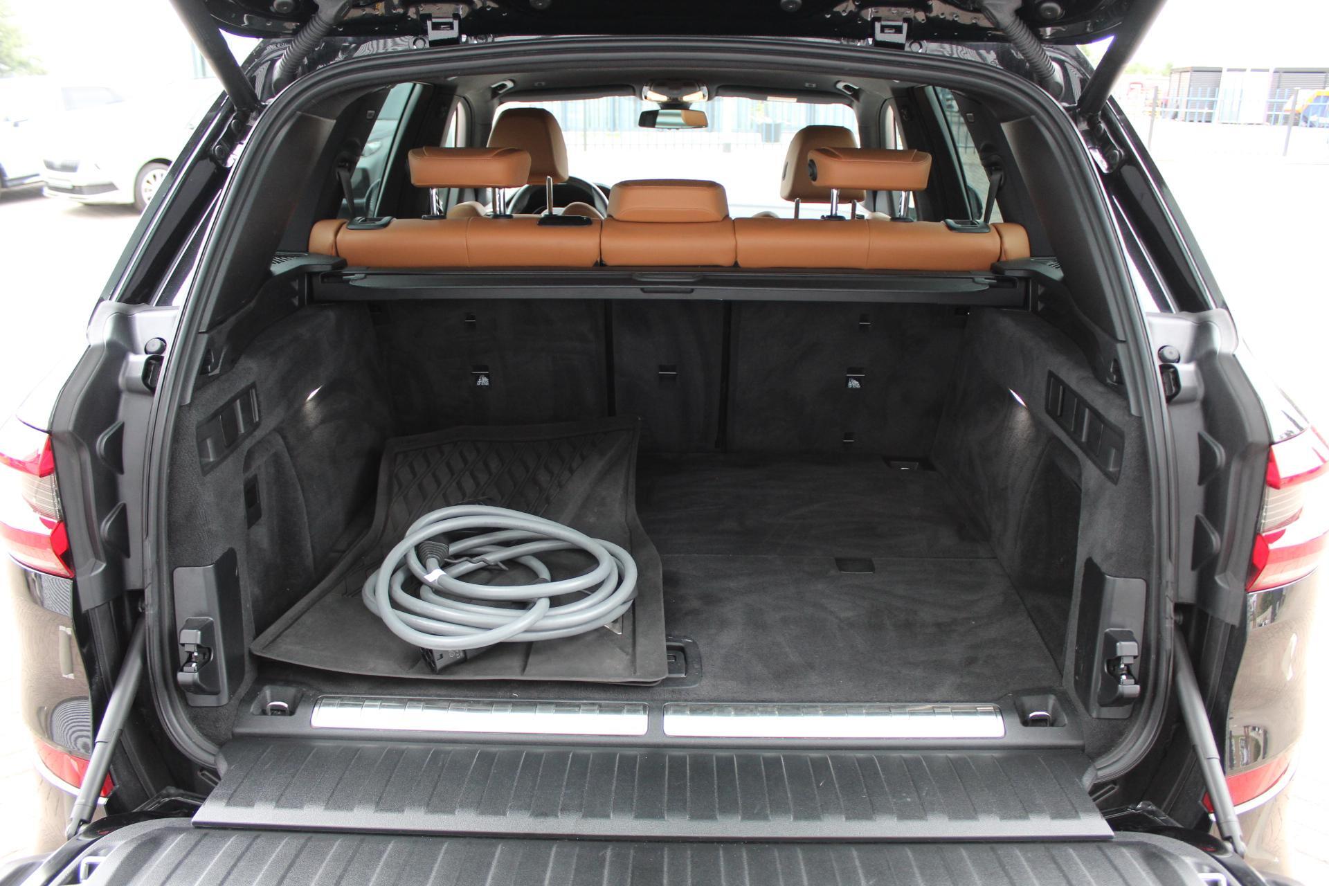 Foto van BMW X5 Xdrive45e