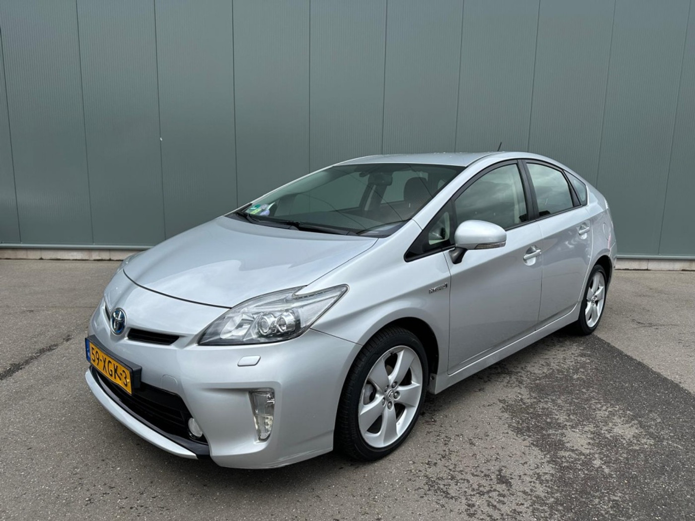 Toyota Toyota Prius 1.8 Dynamic Bns CAMERA | ONDERHOUDSBOEKJE ! 2012 - voorkant