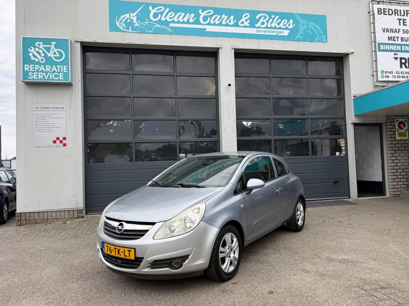 Opel Corsa 1.2-16V Enjoy 2006 - voorkant