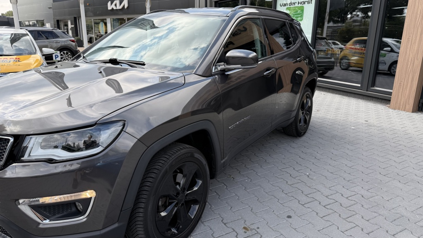 Foto van Jeep Compass