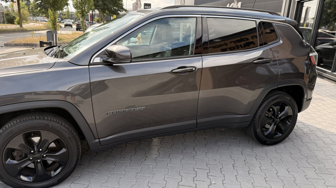 Foto van Jeep Compass