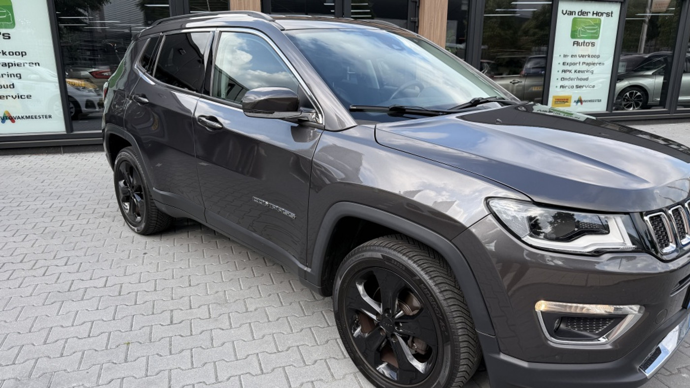 Foto van Jeep Compass