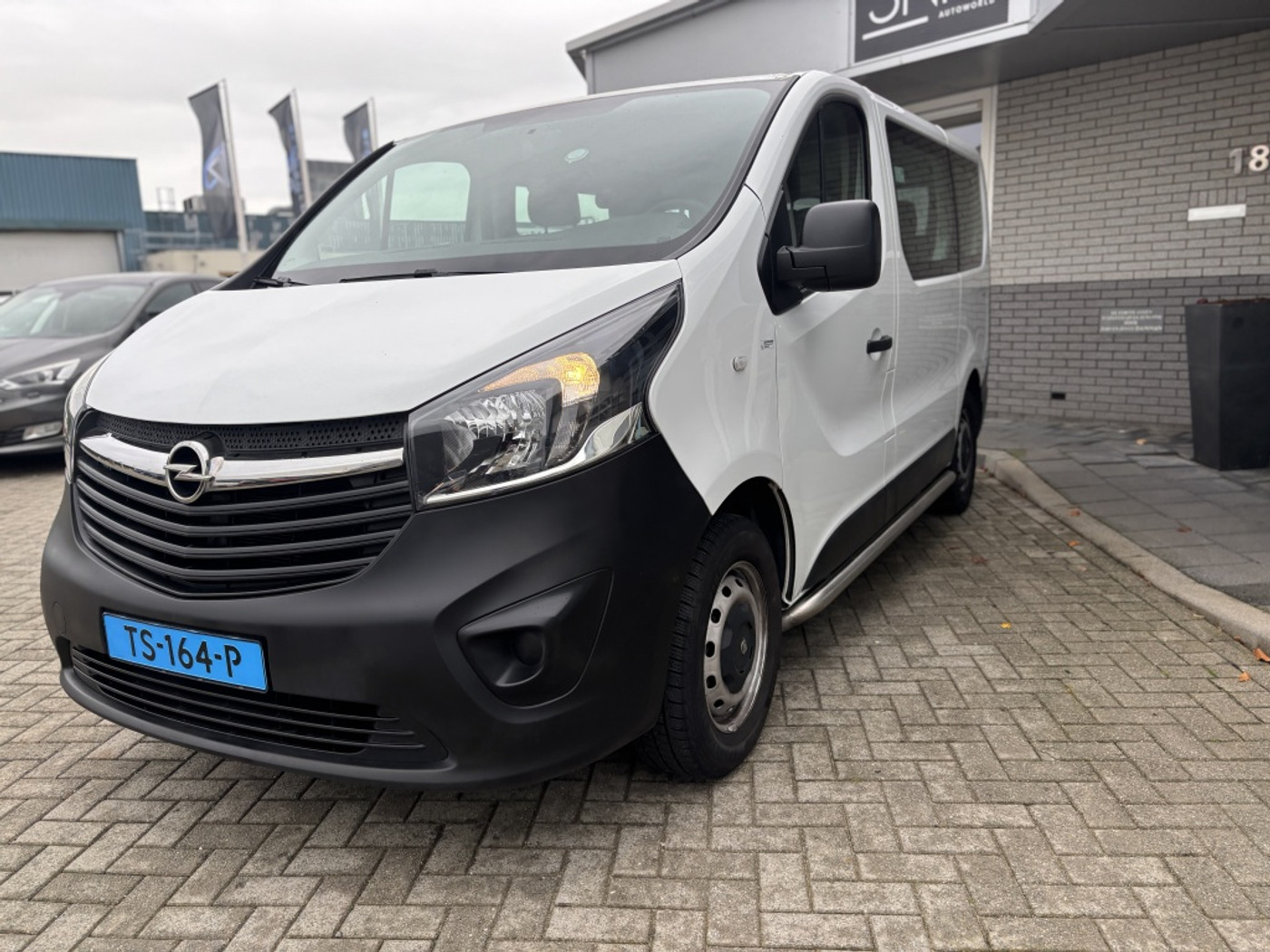 Opel Vivaro-b 1.6 CDTI L1H1 ecoFLEX, Met BCT 2018 - voorkant