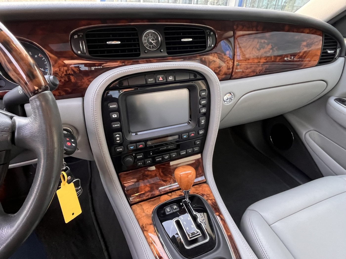 Foto van Jaguar XJ