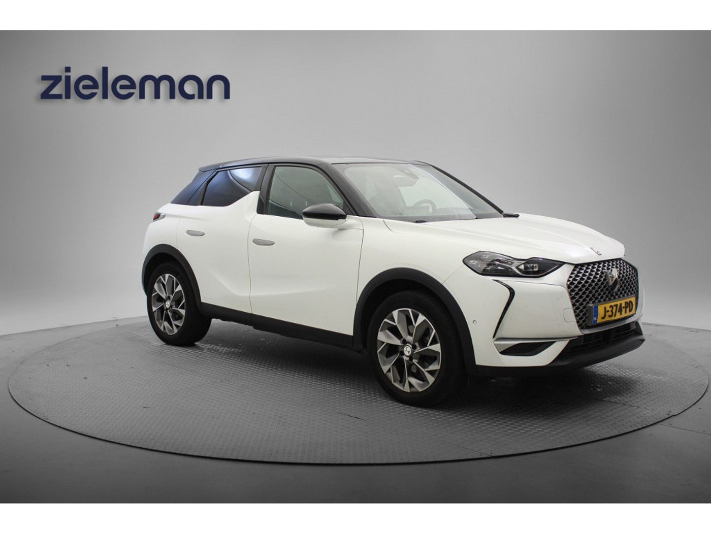 DS 3 Crossback E-Tense DS 3 Crossback Grand Chic 50 kWh - Carplay, Navi, Camera, Leer, SOH 90,8% 2020 - voorkant