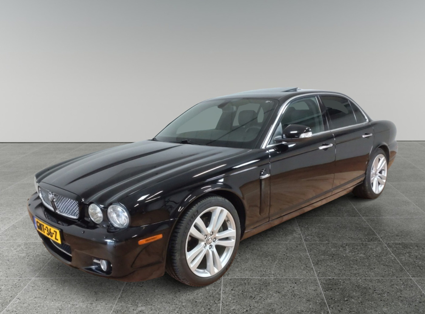 Foto van Jaguar XJ
