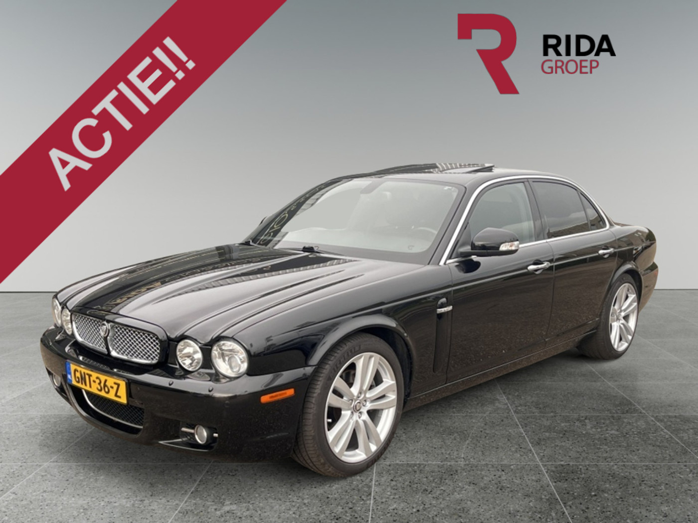 Jaguar XJ 4.2 V8 Executive 2008 - voorkant