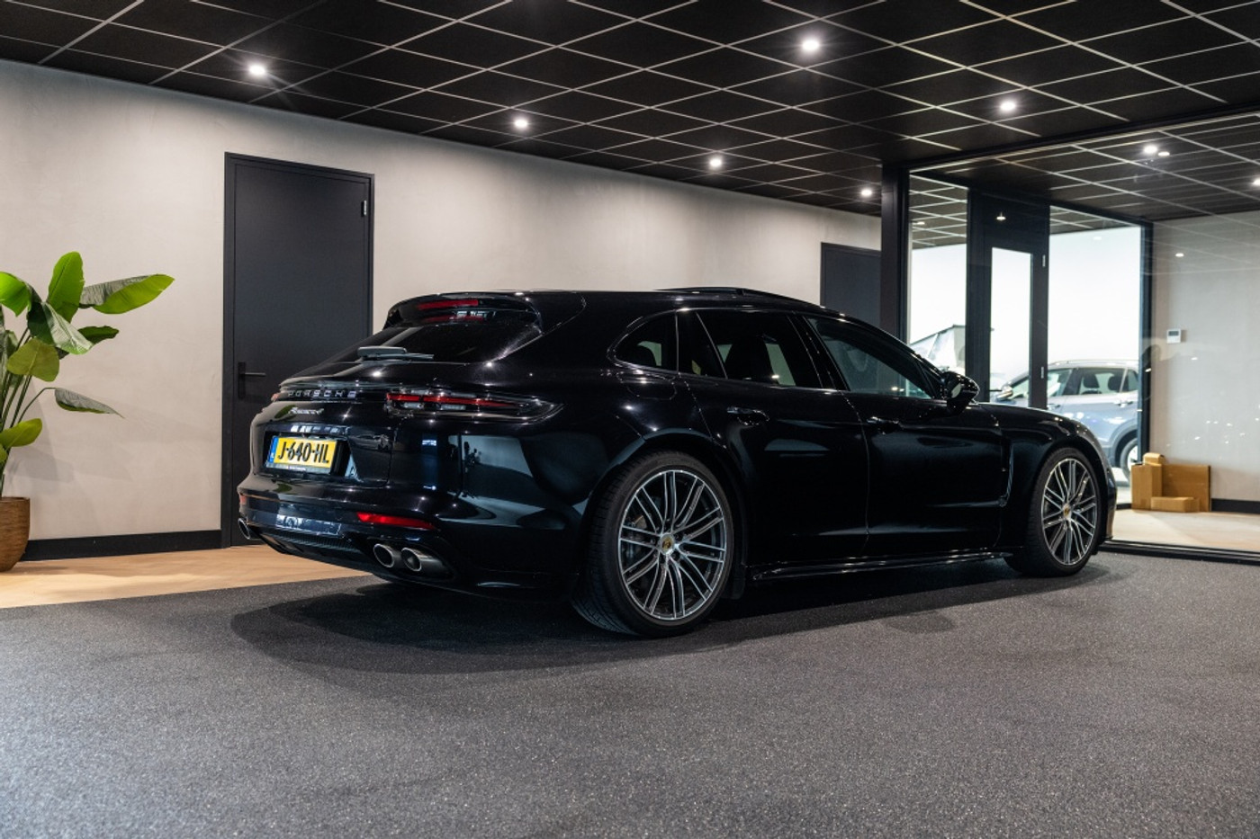 Foto van Porsche Panamera 4 E-hybrid