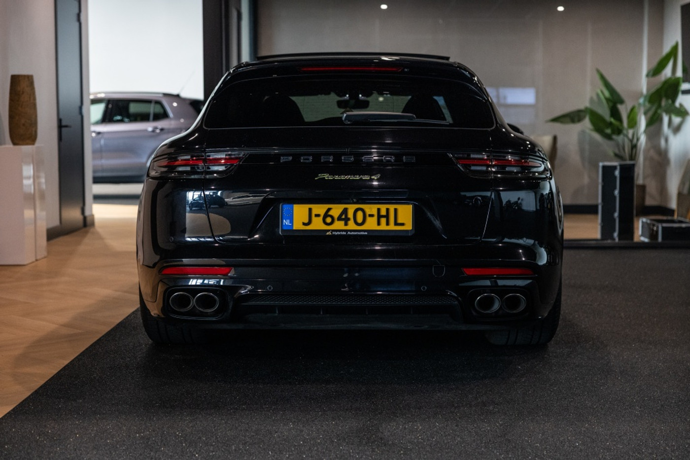 Foto van Porsche Panamera 4 E-hybrid