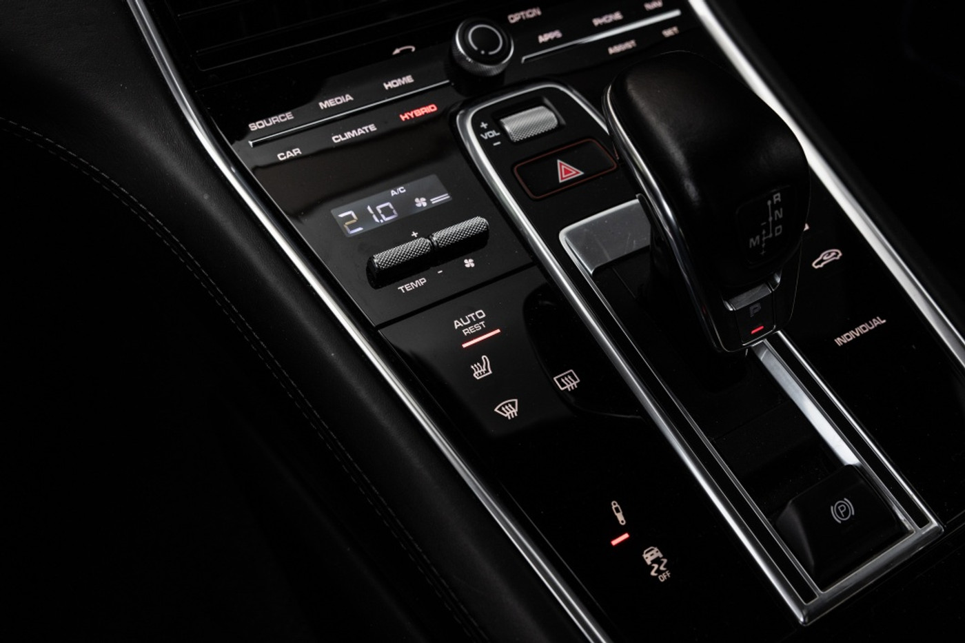 Foto van Porsche Panamera 4 E-hybrid