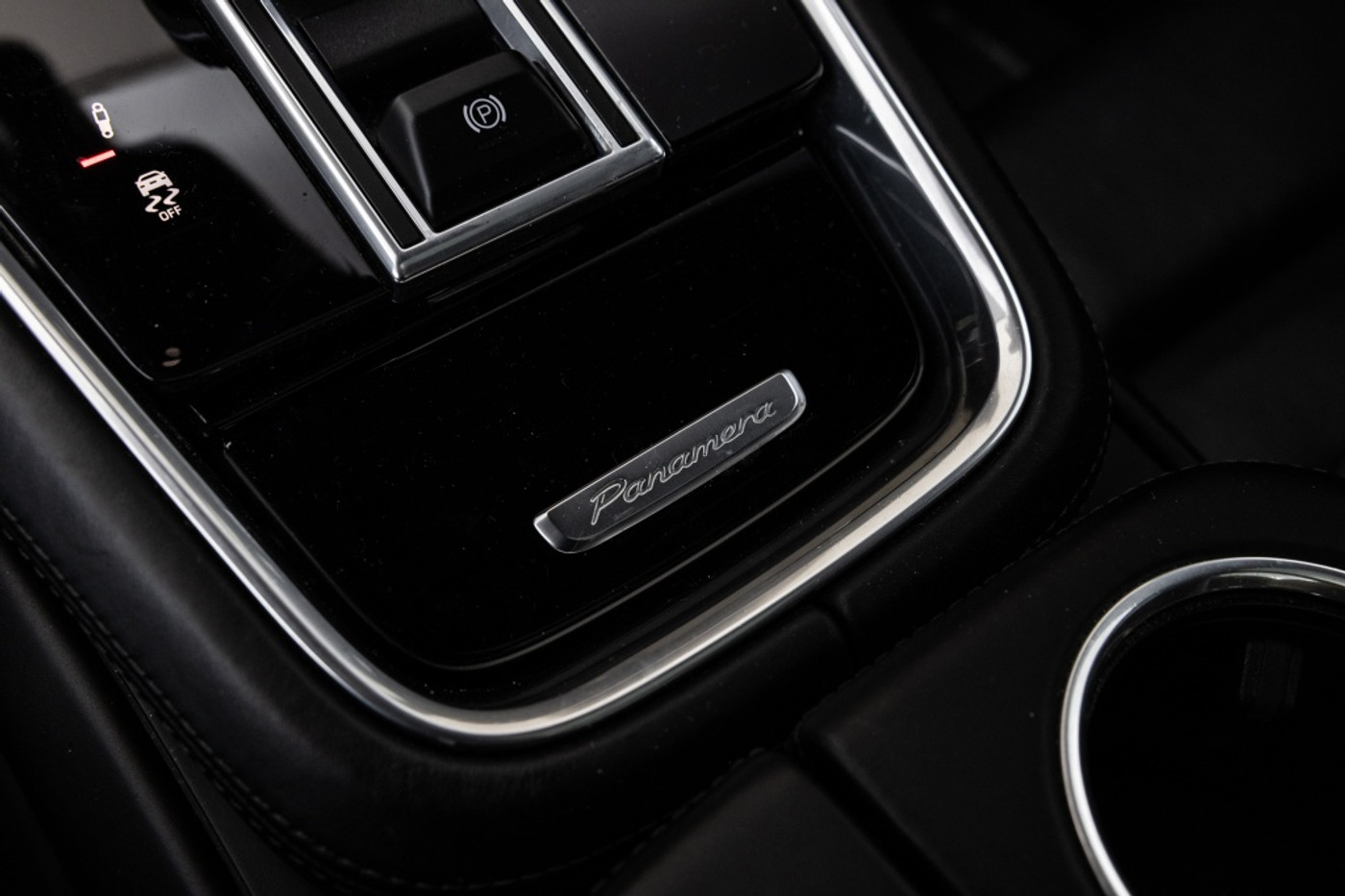 Foto van Porsche Panamera 4 E-hybrid