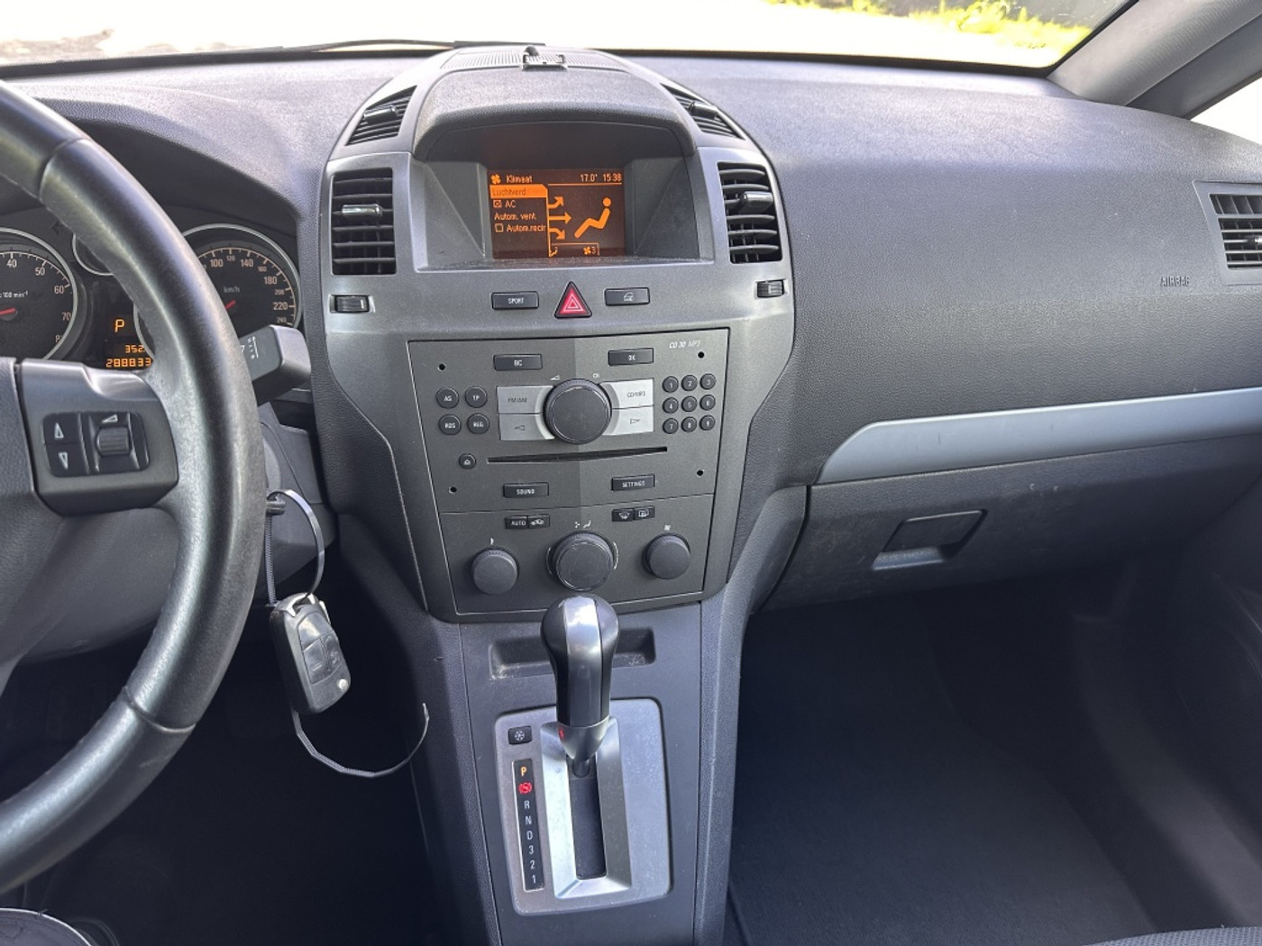 Foto van Opel Zafira