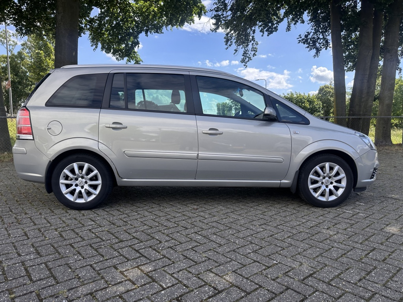 Foto van Opel Zafira
