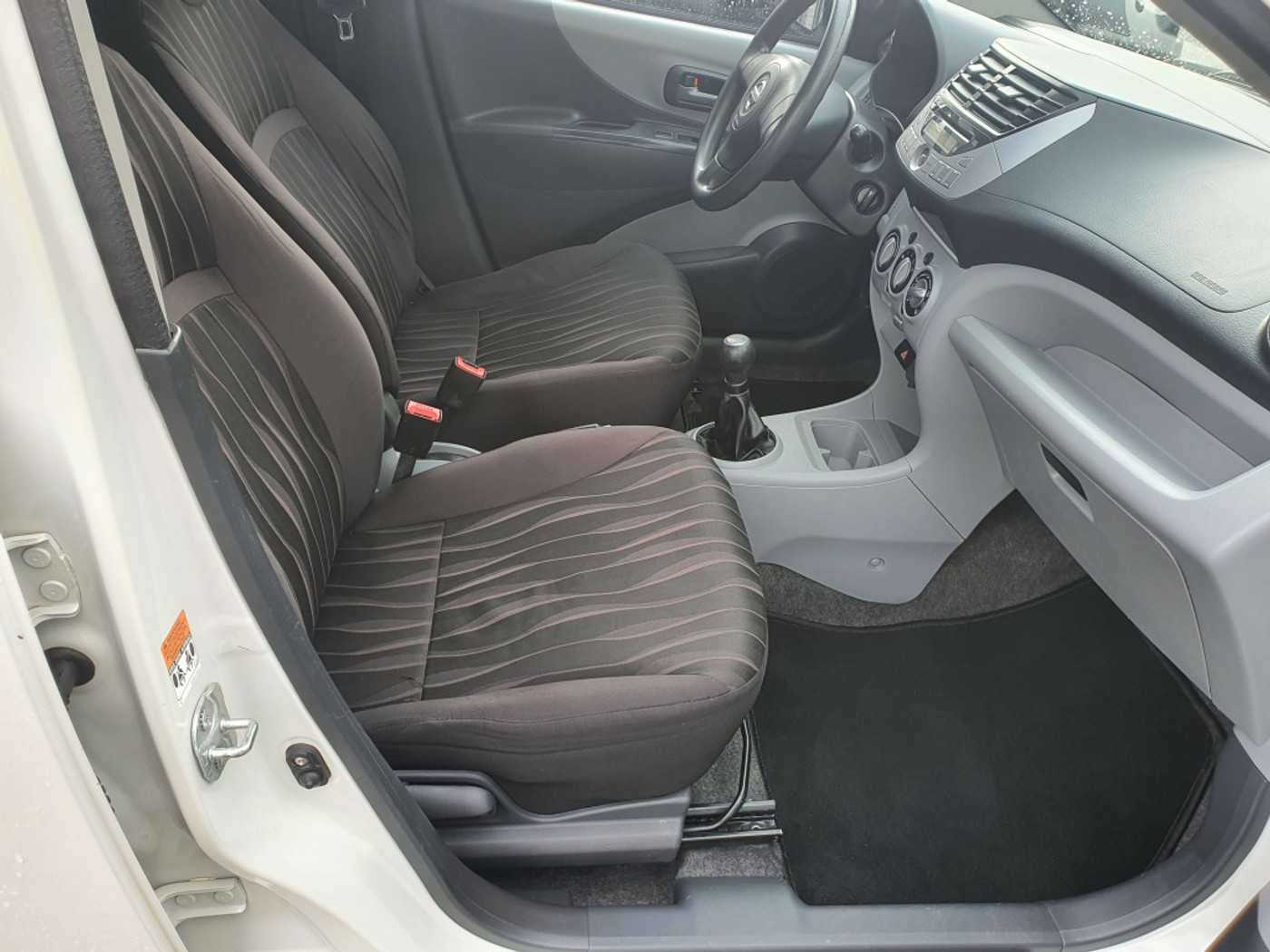 Foto van Nissan Nissan Pixo