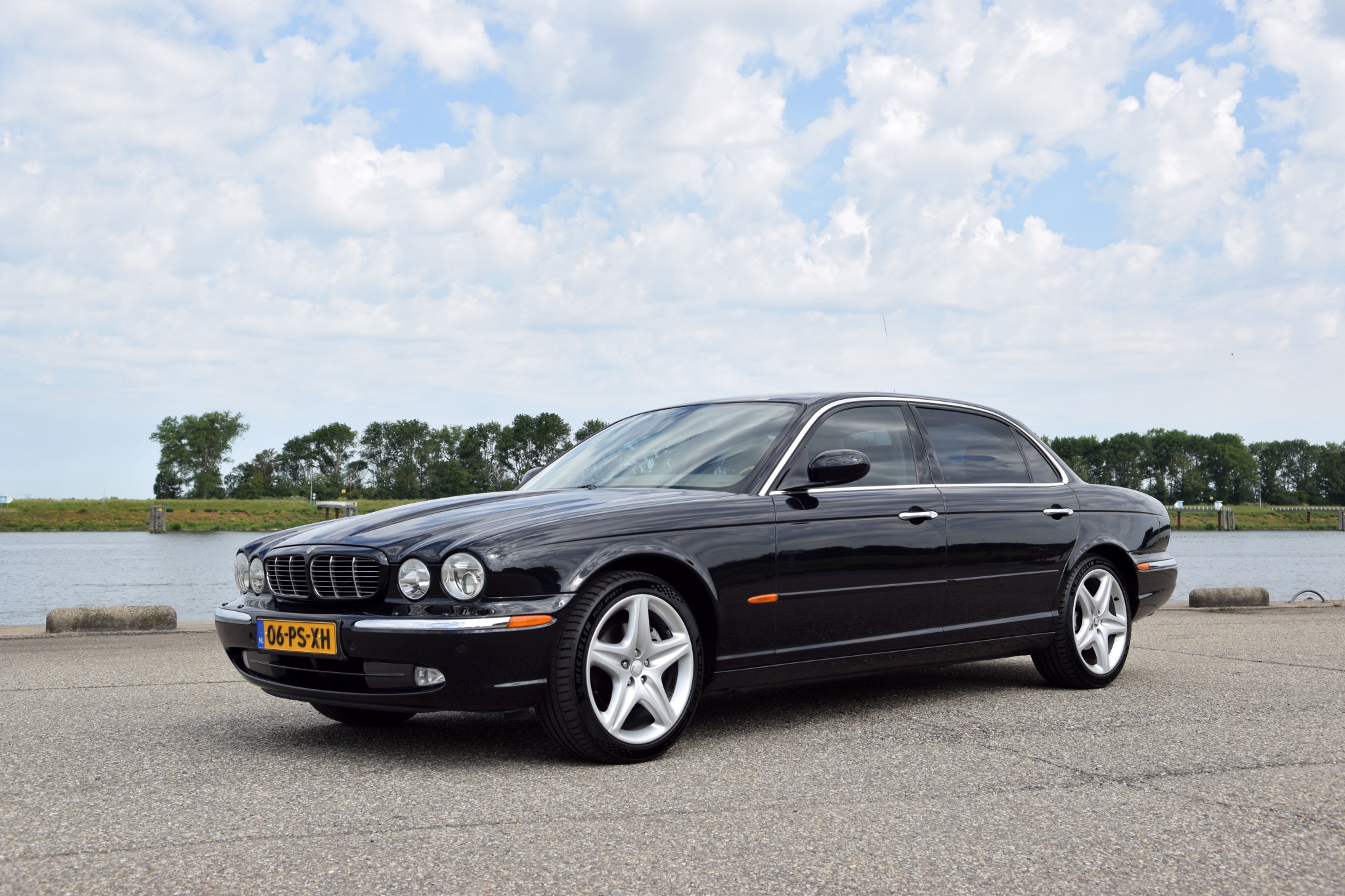 Foto van Jaguar XJ