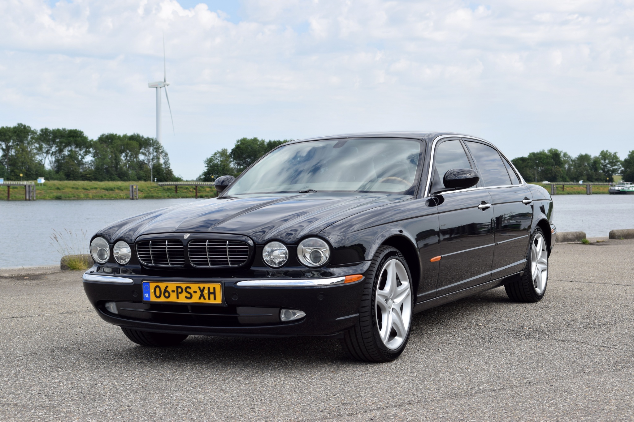 Foto van Jaguar XJ