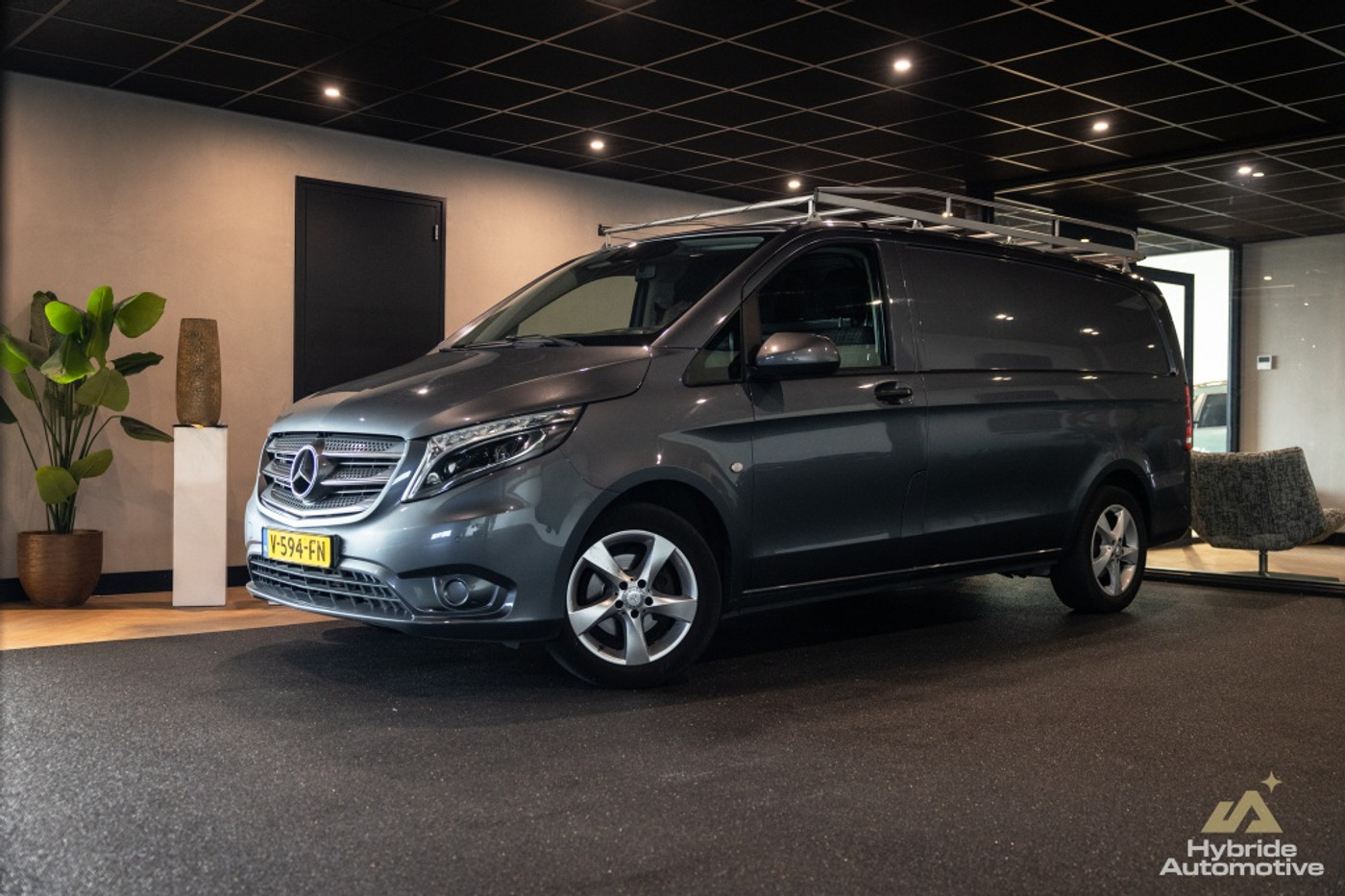 Mercedes-Benz Vito 114 CDI Lang | LED | Camera | Imperiaal | Trekhaak | 2017 - voorkant